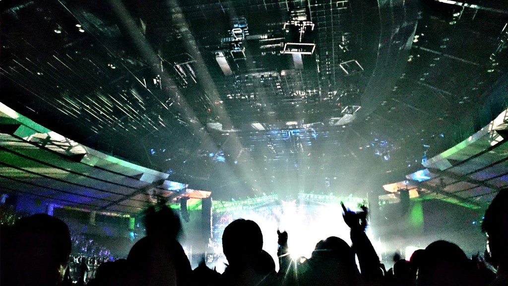 The crowd at the Hiroshima Green Arena